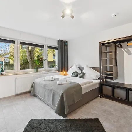 1 Zi. Wohnung, 34m², Parken, Messe Dus アパート ドゥイスブルグ